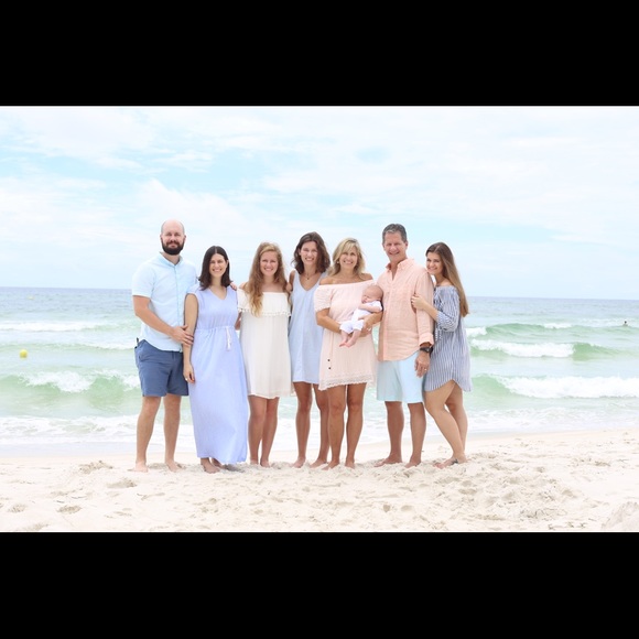 Meet your Posher, Allison - Picture 2 of 6